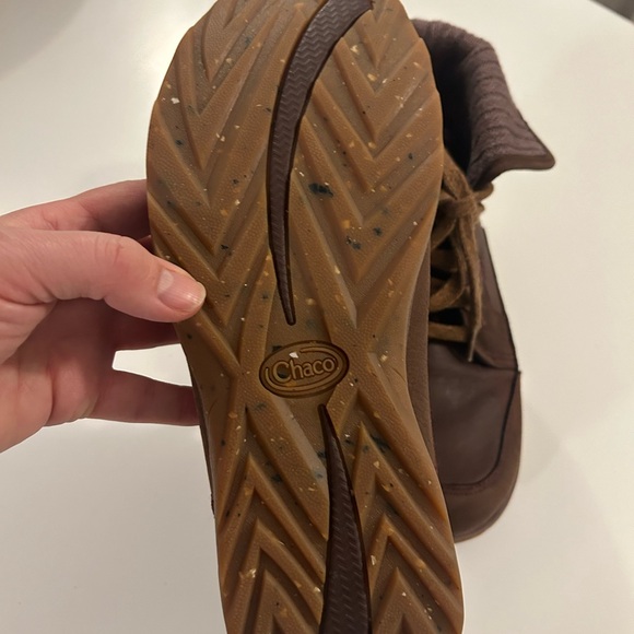 Burgundy Chaco boots size 8 - Picture 5 of 6